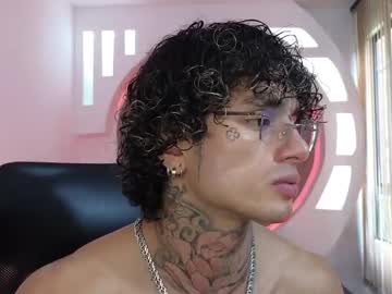 Alanrodgers2_0 Chaturbate stream image from June 24, 2025