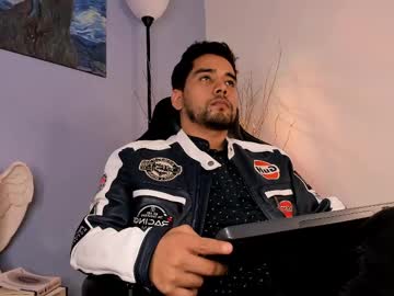 Mrshadowcam Chaturbate stream image from June 24, 2025