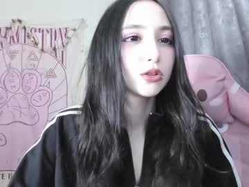 Holy420loly Chaturbate stream image from June 24, 2025