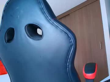 Carolinescoth_Dl Chaturbate stream image from June 24, 2025