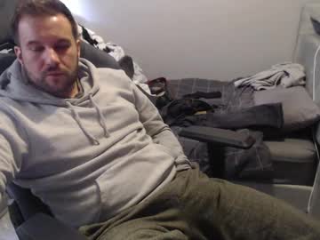 Ells94 Chaturbate stream image from June 24, 2025