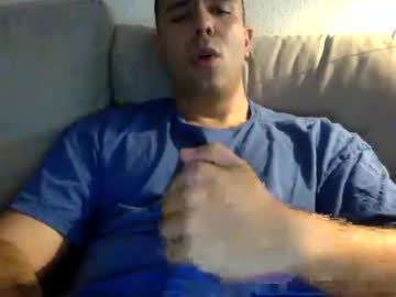 Javierscm Chaturbate stream image from June 24, 2025