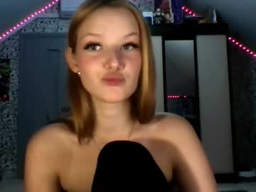 Kissora Chaturbate stream image from June 24, 2025