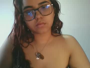 Miapeyton Chaturbate stream image from June 24, 2025