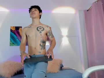 Arturcarter Chaturbate stream image from June 24, 2025