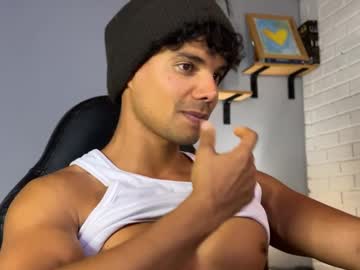 Daniel0910s Chaturbate stream image from June 24, 2025