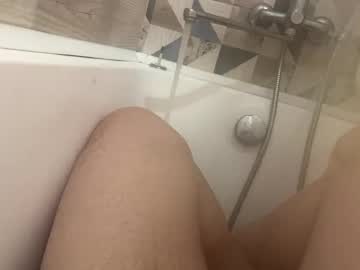 Funnybear32 Chaturbate stream image from June 24, 2025