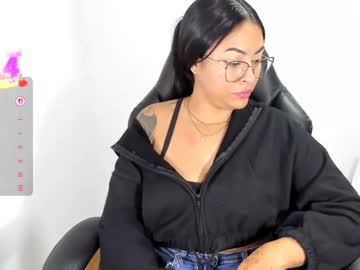 Vickirose Chaturbate stream image from June 24, 2025