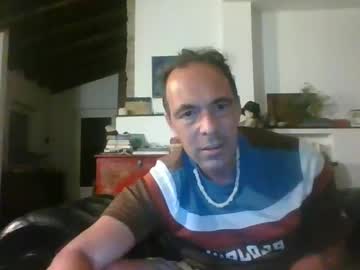 27lv27 Chaturbate stream image from June 24, 2025