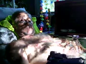 Comforter8 Chaturbate stream image from June 24, 2025