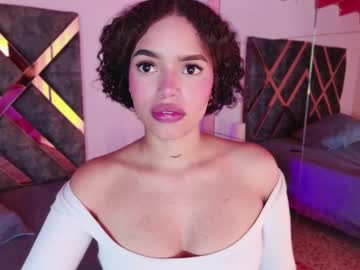 Lara_Gil_ Chaturbate stream image from June 24, 2025