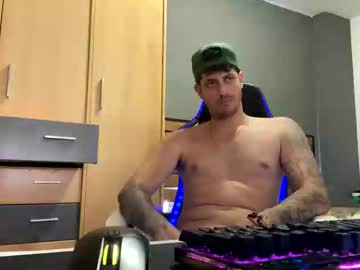 Leomarqq Chaturbate stream image from June 24, 2025