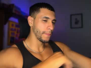 Larry_Jones Chaturbate stream image from June 24, 2025