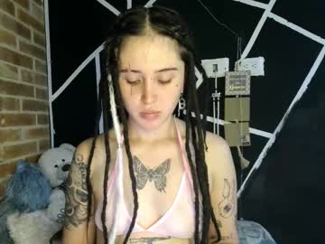 Isi_Ss Chaturbate stream image from June 25, 2025