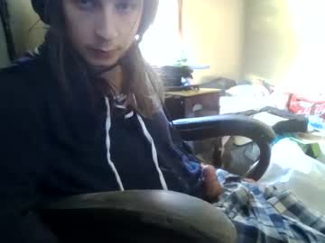 Racefan22345 Chaturbate stream image from June 25, 2025