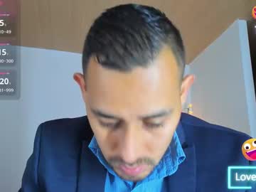 Jhonyalzate Chaturbate stream image from June 25, 2025