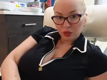 Schoolteach Chaturbate stream image from June 25, 2025