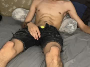 Xversluu Chaturbate stream image from June 25, 2025