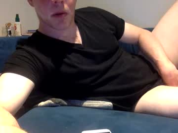 Daveb709709709 Chaturbate stream image from June 25, 2025