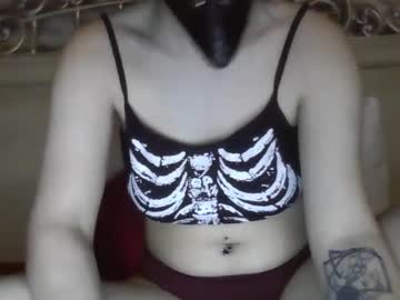 Sharkanator Chaturbate stream image from June 25, 2025