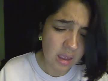 Littleprety6969 Chaturbate stream image from June 25, 2025