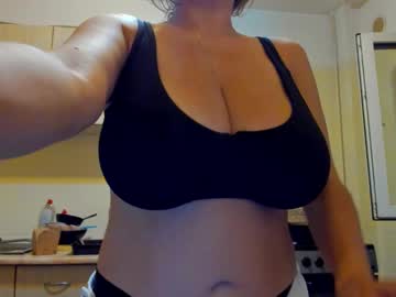 Toomistress1 Chaturbate stream image from June 25, 2025
