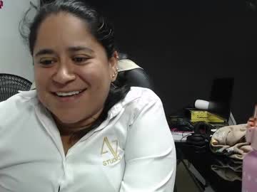 Cielo_Cortez Chaturbate stream image from June 25, 2025