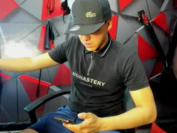 Jackson_Latinboy Chaturbate stream image from June 25, 2025
