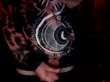 Crow43 Chaturbate stream image from June 25, 2025
