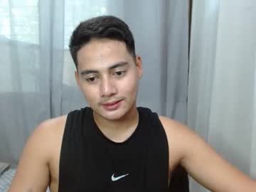 Goodcaresweetboy Chaturbate stream image from June 25, 2025