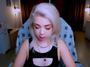 Blinkofeyess Chaturbate stream image from June 25, 2025