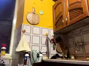 Gierre10 Chaturbate stream image from June 25, 2025