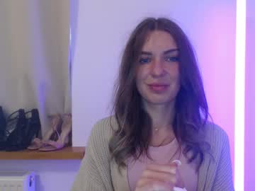 Delightaurora Chaturbate stream image from June 25, 2025