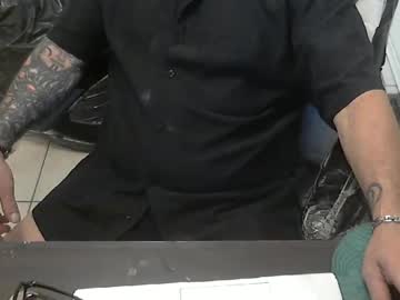 Luv2humpu2 Chaturbate stream image from June 25, 2025