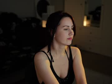 _Blackbee_ Chaturbate stream image from June 25, 2025