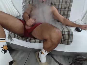 Dmitirdarko Chaturbate stream image from June 25, 2025