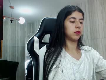 Bela_T_ Chaturbate stream image from June 25, 2025