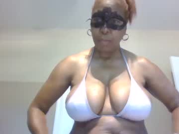 Im_Laa30z Chaturbate stream image from June 25, 2025