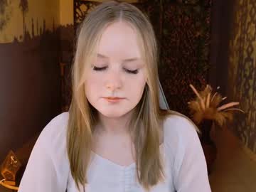 Vivienleeigh Chaturbate stream image from June 25, 2025