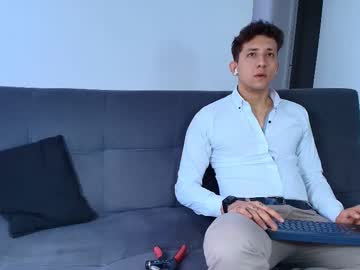 Emiliocum_24 Chaturbate stream image from June 25, 2025