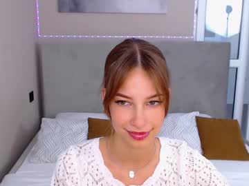 Gloriablum Chaturbate stream image from June 25, 2025