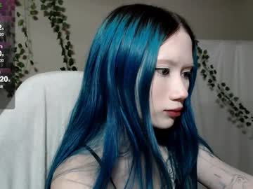 Le_Chan Chaturbate stream image from June 25, 2025