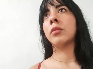 Zoeevans11 Chaturbate stream image from June 25, 2025