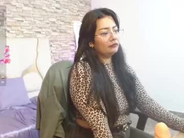 Avril_Tay1 Chaturbate stream image from June 25, 2025