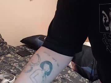 Chmiri Chaturbate stream image from June 25, 2025