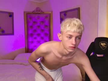 Leonlure Chaturbate stream image from June 25, 2025