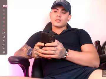 Myke_Hill1 Chaturbate stream image from June 25, 2025