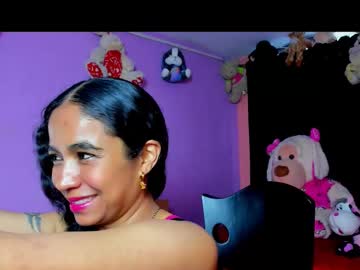 Emily_Bunny7 Chaturbate stream image from June 25, 2025