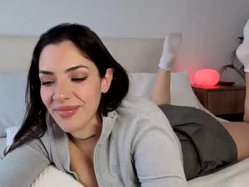 Julia_Clarkson Chaturbate stream image from June 25, 2025