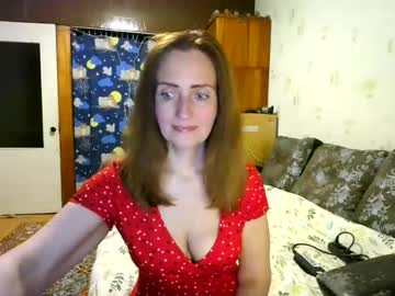 Juliaa_Foxi Chaturbate stream image from June 25, 2025
